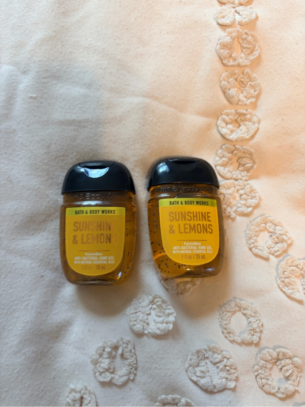 Bath & Body Works Sunshine & Lemon PocketBac Hand Gel Duo - Yellow